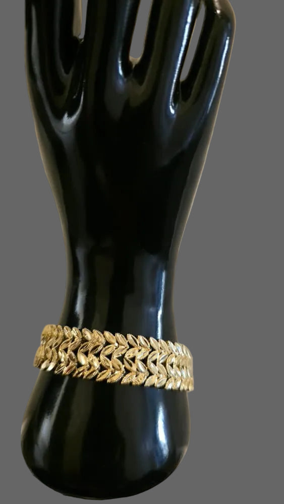 18k hypoallergenic Bold gold-plated bracelet