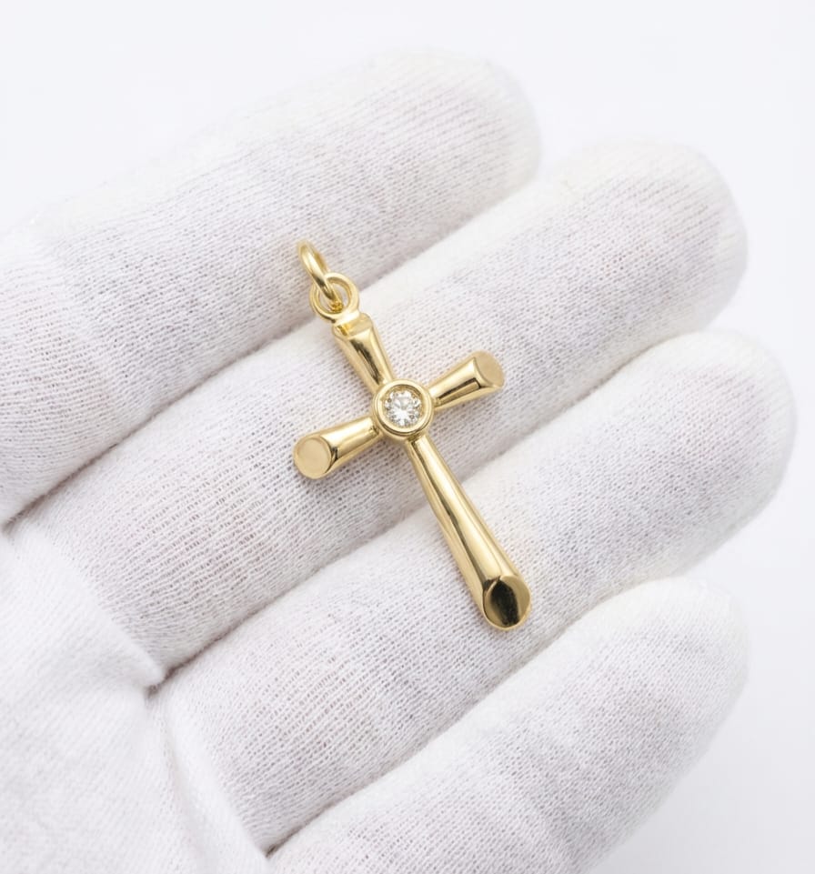 18K non-tarnish Gold-plated Cross pendant with stone