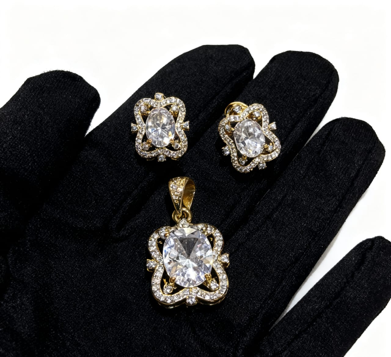 18k Gold-plated clip-on earrings set