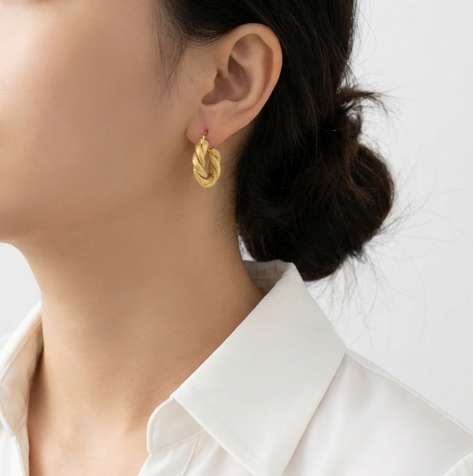 18K gold-plated Twisted hoop earrings for everyday wear